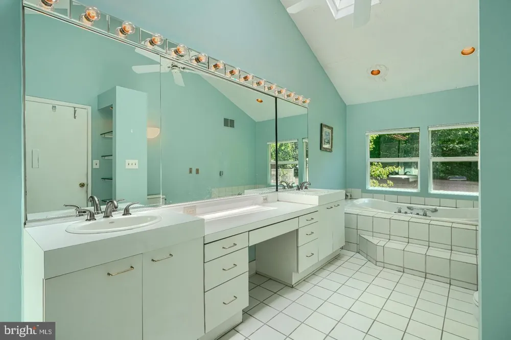 3204 TIMBERFIELD LANE Pikesville, MD 21208