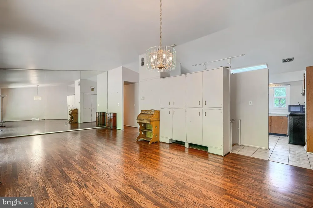 3204 TIMBERFIELD LANE Pikesville, MD 21208