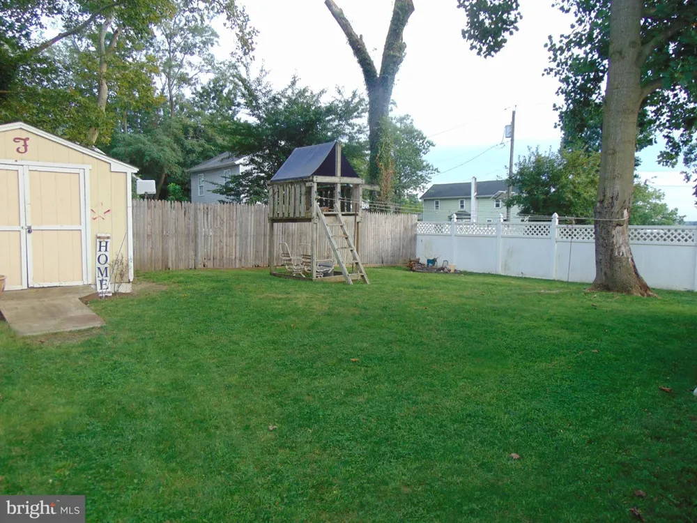 310 E 3RD AVENUE E Runnemede, NJ 08078