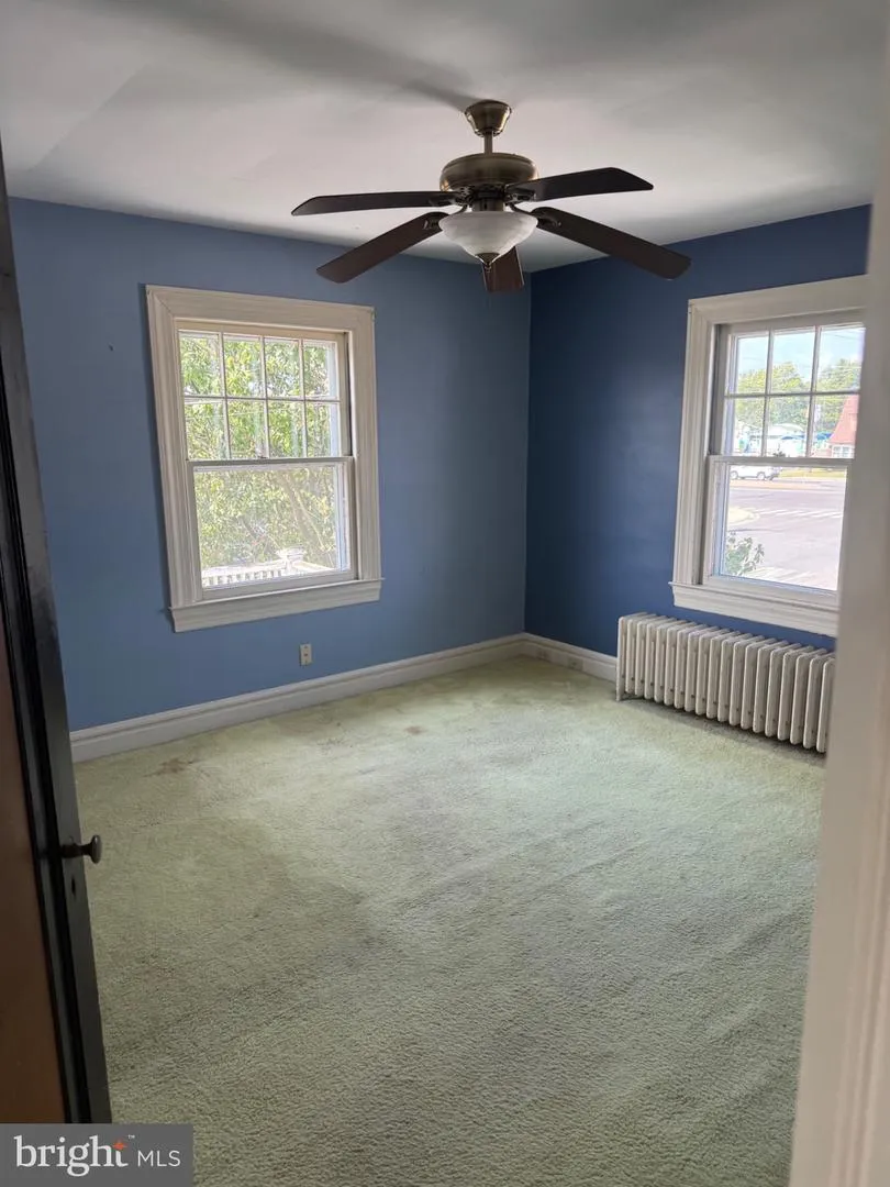 602 ROSLYN AVENUE Cambridge, MD 21613