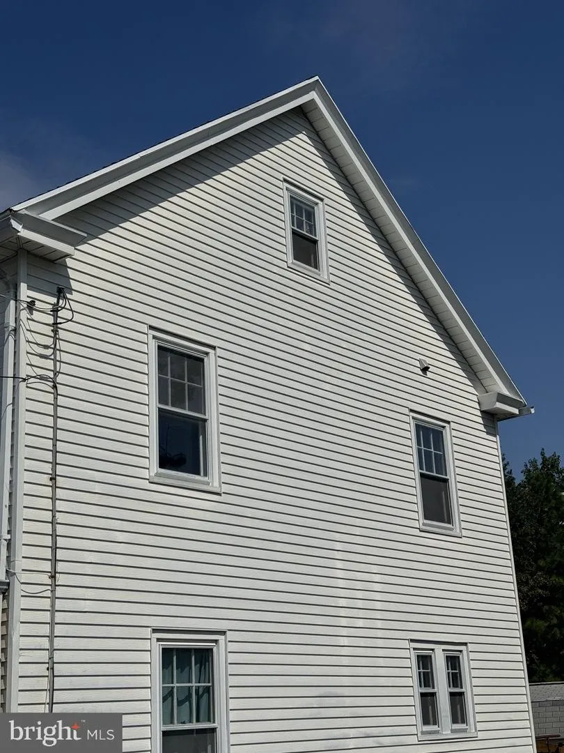 602 ROSLYN AVENUE Cambridge, MD 21613