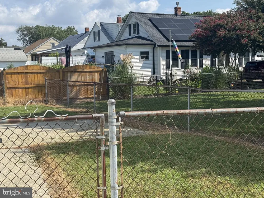 602 ROSLYN AVENUE Cambridge, MD 21613