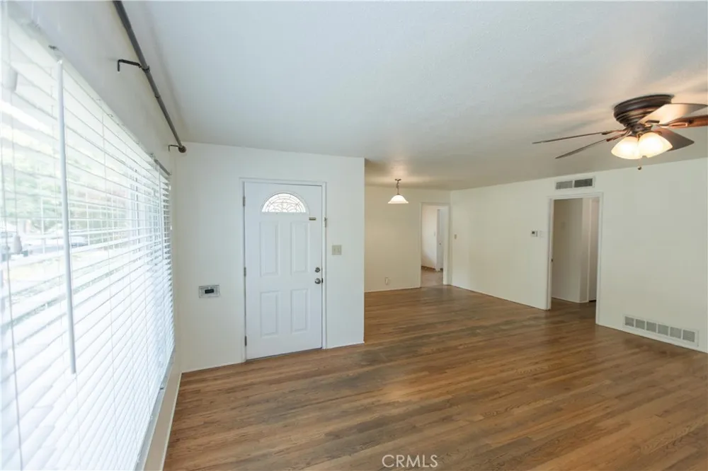 3522 E Redlands Fresno, CA 93726