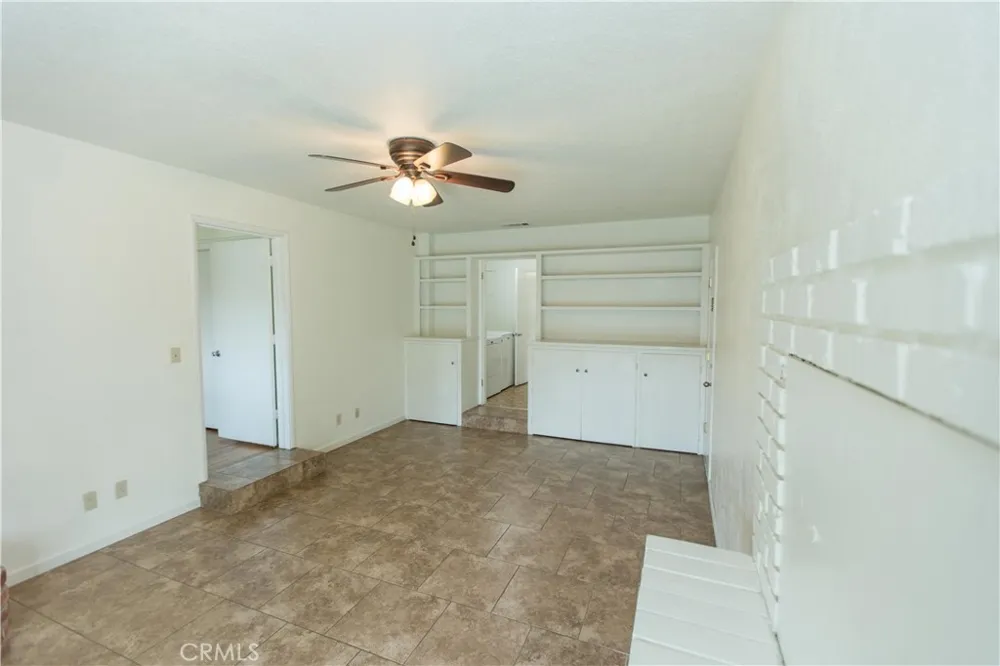 3522 E Redlands Fresno, CA 93726