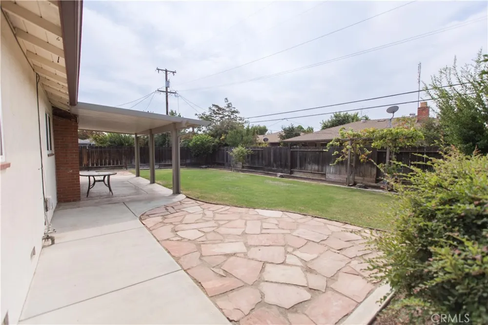 3522 E Redlands Fresno, CA 93726