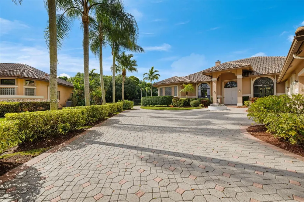 11613 NW 5th St Plantation, FL 33325