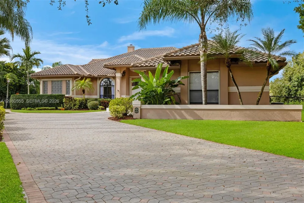 11613 NW 5th St Plantation, FL 33325