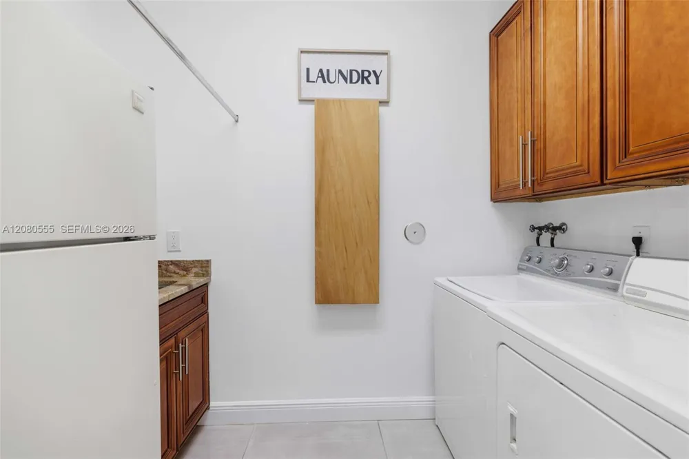 11613 NW 5th St Plantation, FL 33325