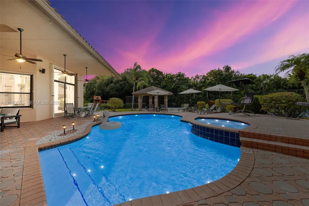 11613 NW 5th St Plantation, FL 33325