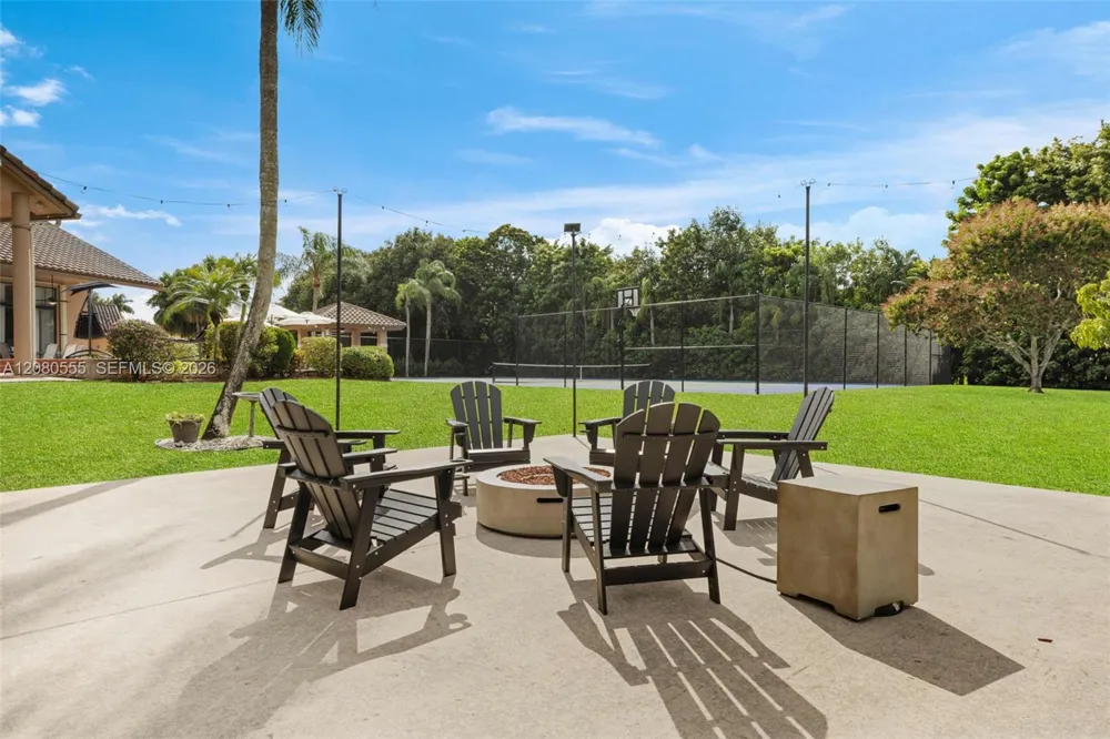 11613 NW 5th St Plantation, FL 33325