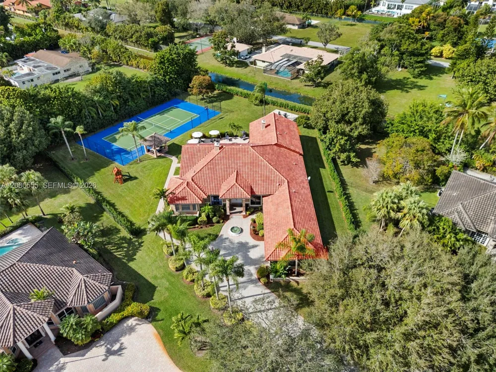 11613 NW 5th St Plantation, FL 33325
