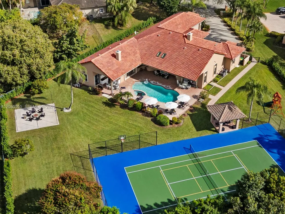 11613 NW 5th St Plantation, FL 33325