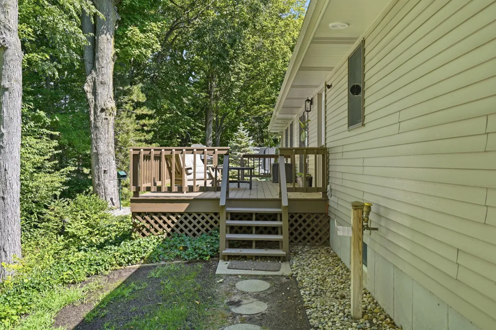 70070 2nd Avenue South Haven Charter Township, MI 49090