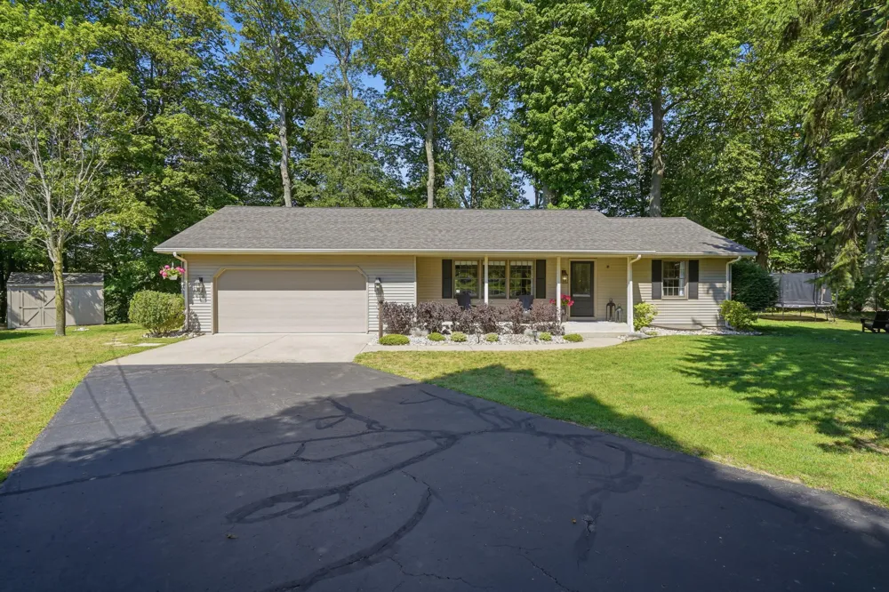 70070 2nd Avenue South Haven Charter Township, MI 49090