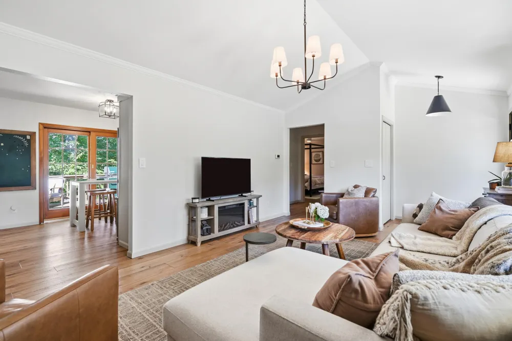 70070 2nd Avenue South Haven Charter Township, MI 49090