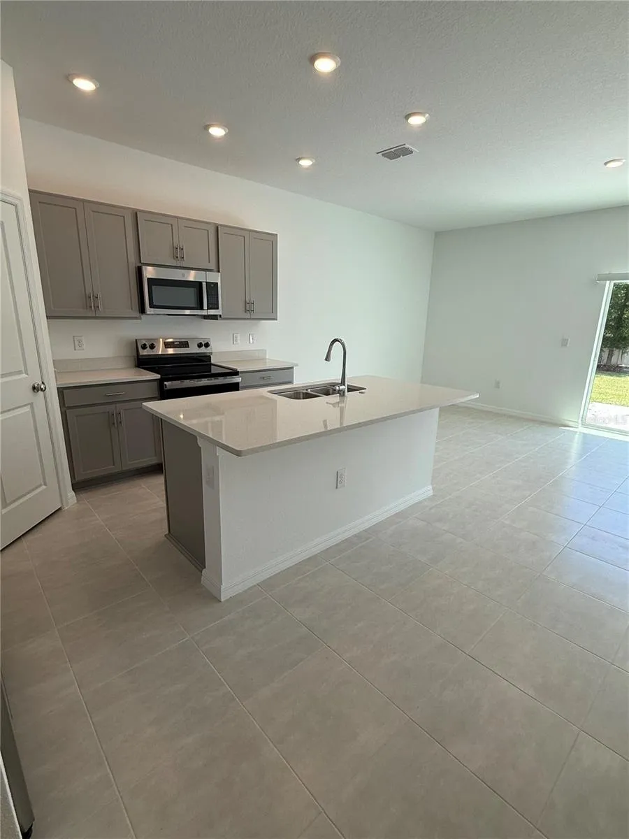 7154 GRAND FOREST WAY Nokomis, FL 34275