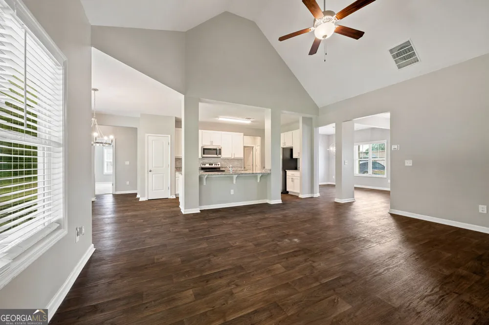 408 Glenn TRL Winder, GA 30680