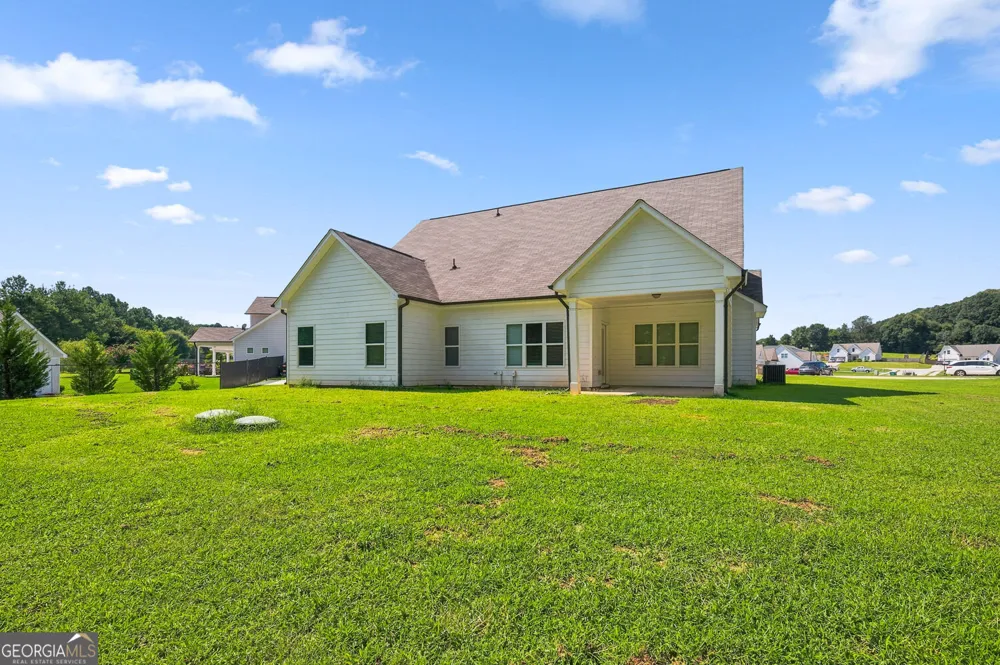 408 Glenn TRL Winder, GA 30680