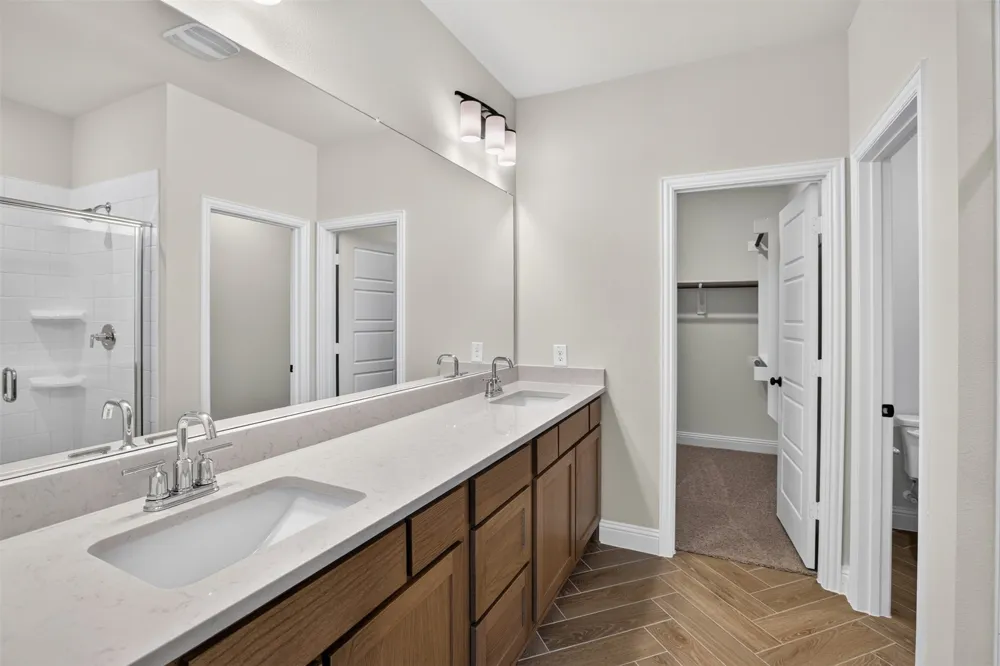 2512 Campden Mews Allen, TX 75013