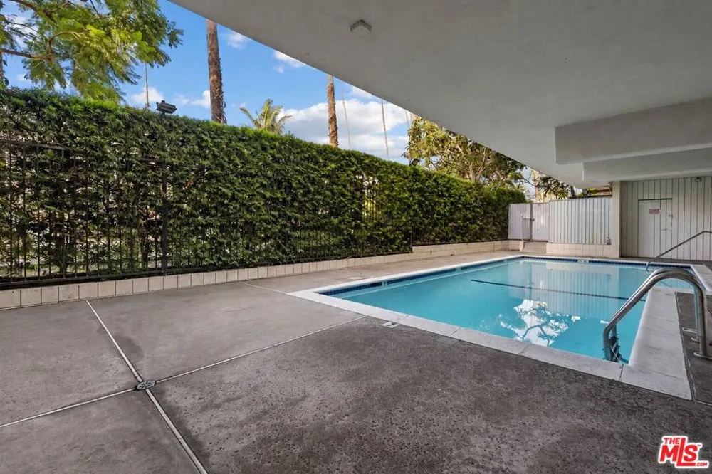 843 4th Street #106 Santa Monica, CA 90403