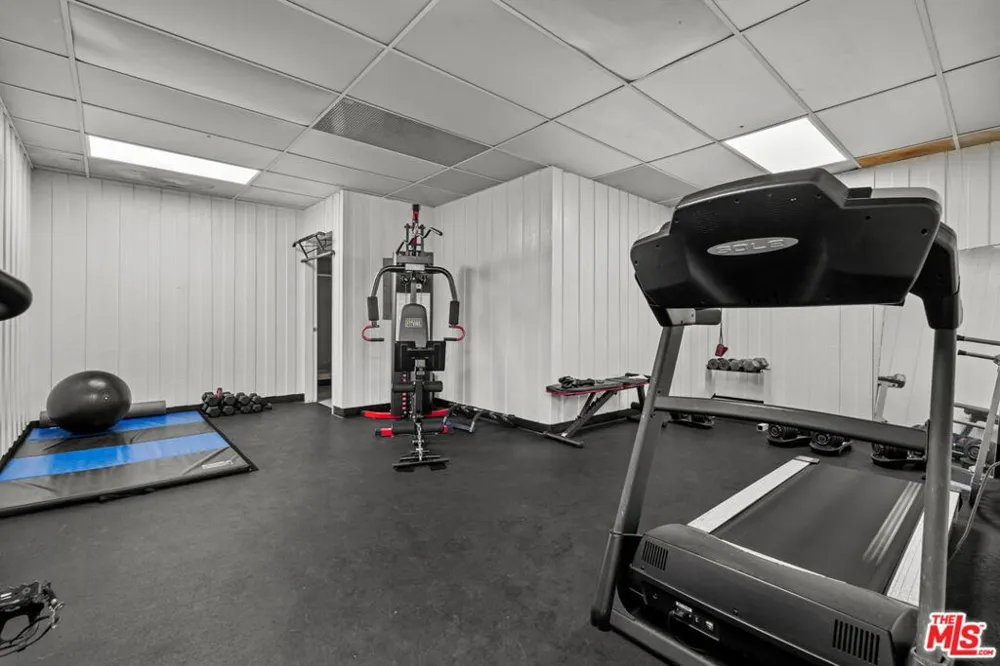 843 4th Street #106 Santa Monica, CA 90403