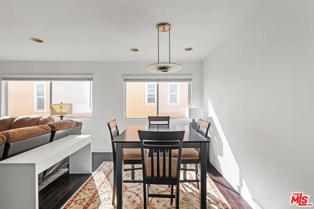 843 4th Street #106 Santa Monica, CA 90403