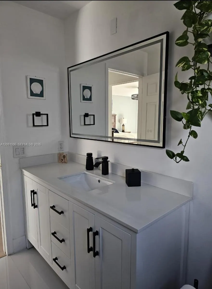145 Waterway Rd #0 Royal Palm Beach, FL 33411