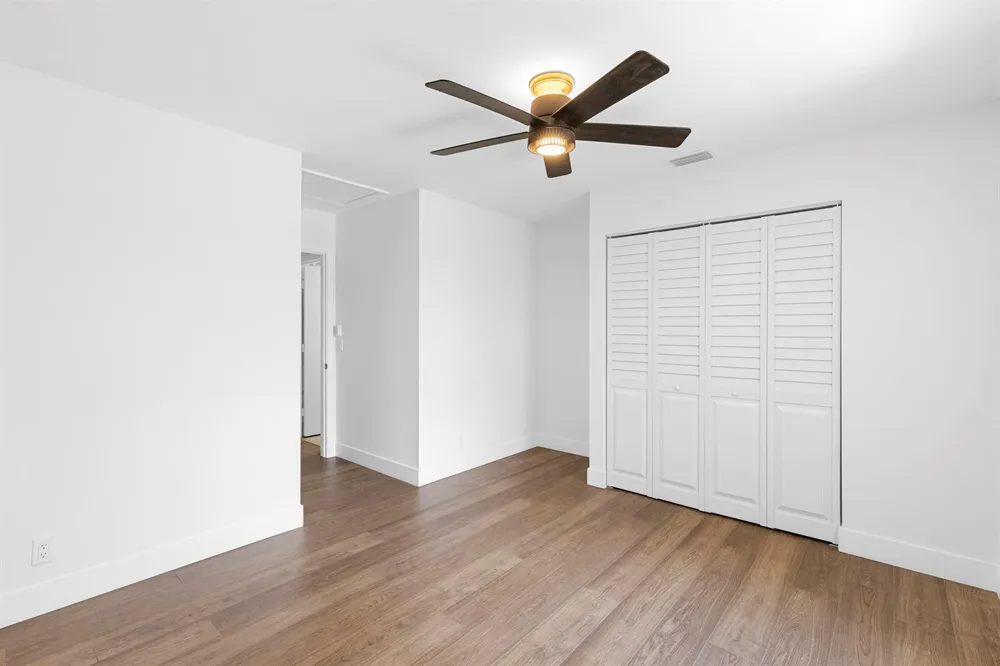 84 CENTENNIAL COURT Deerfield Beach, FL 33442