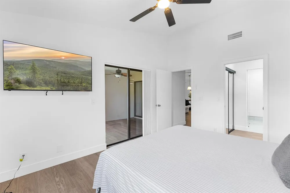 84 CENTENNIAL COURT Deerfield Beach, FL 33442