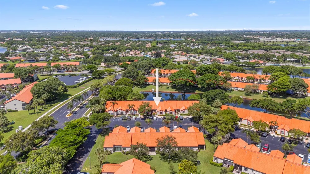84 CENTENNIAL COURT Deerfield Beach, FL 33442