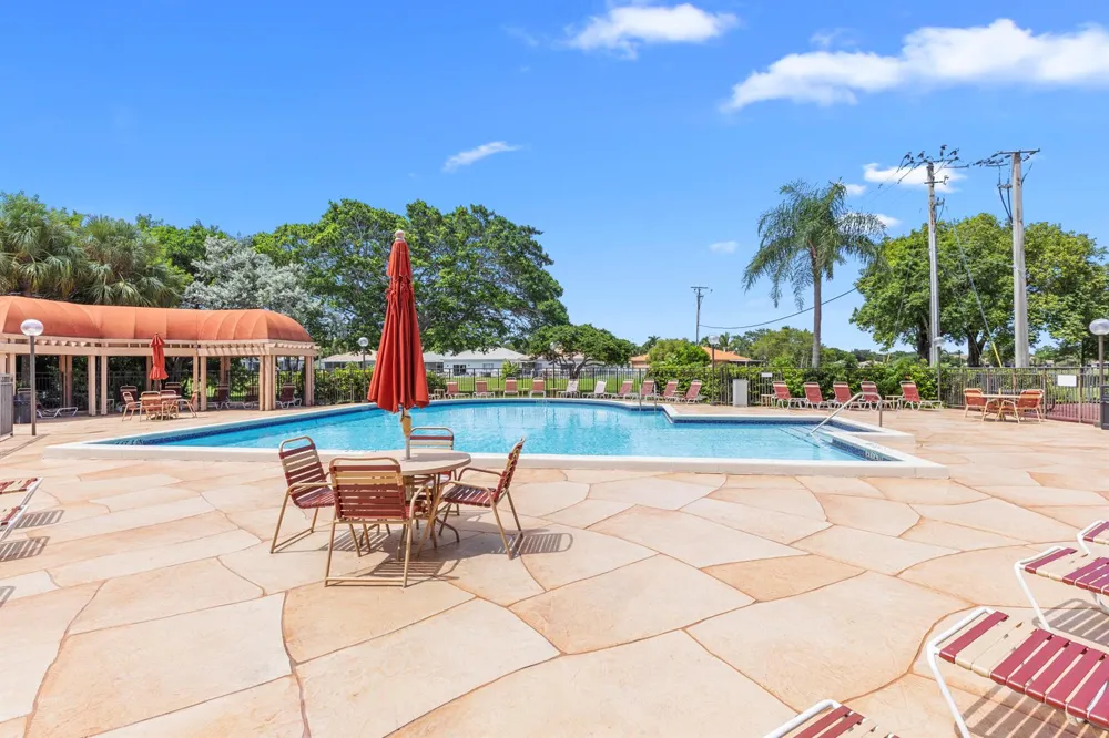 84 CENTENNIAL COURT Deerfield Beach, FL 33442