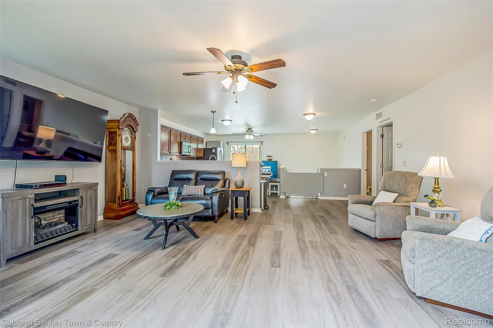 8614 Swartz River Drive Handy Township, MI 48836