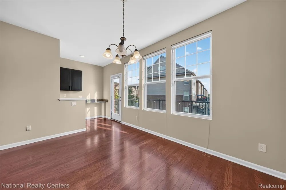 330 Glenhurst Boulevard Rochester Hills City, MI 48307