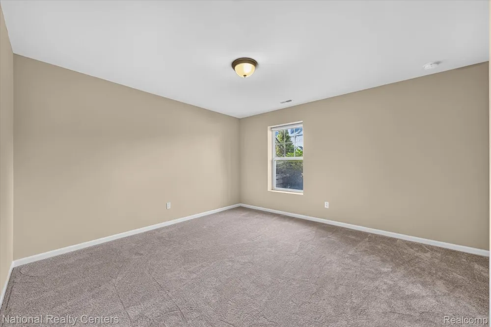 330 Glenhurst Boulevard Rochester Hills City, MI 48307