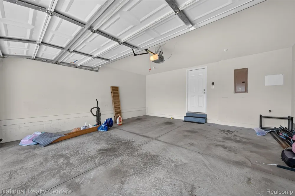 330 Glenhurst Boulevard Rochester Hills City, MI 48307