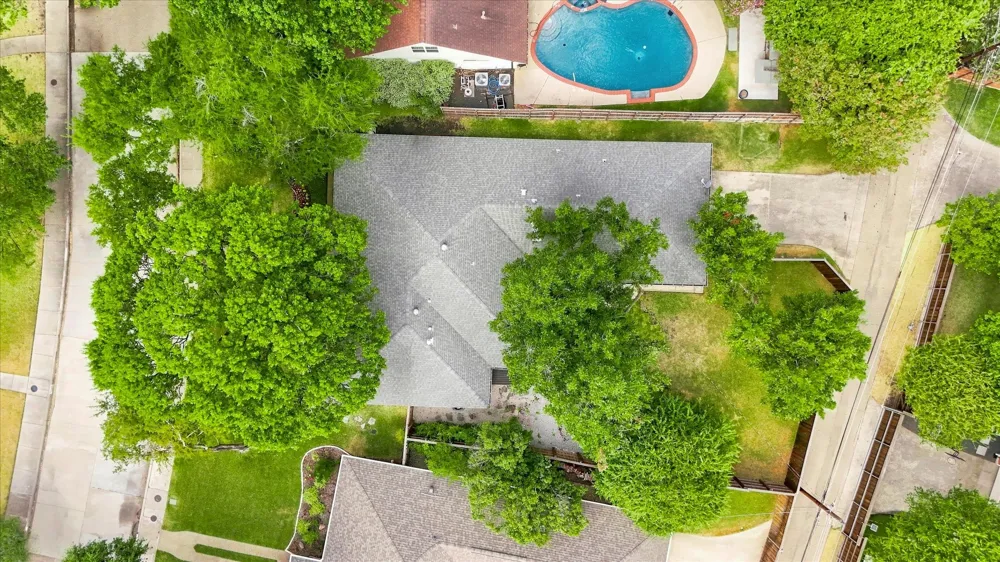 9915 Faircrest Drive Dallas, TX 75238