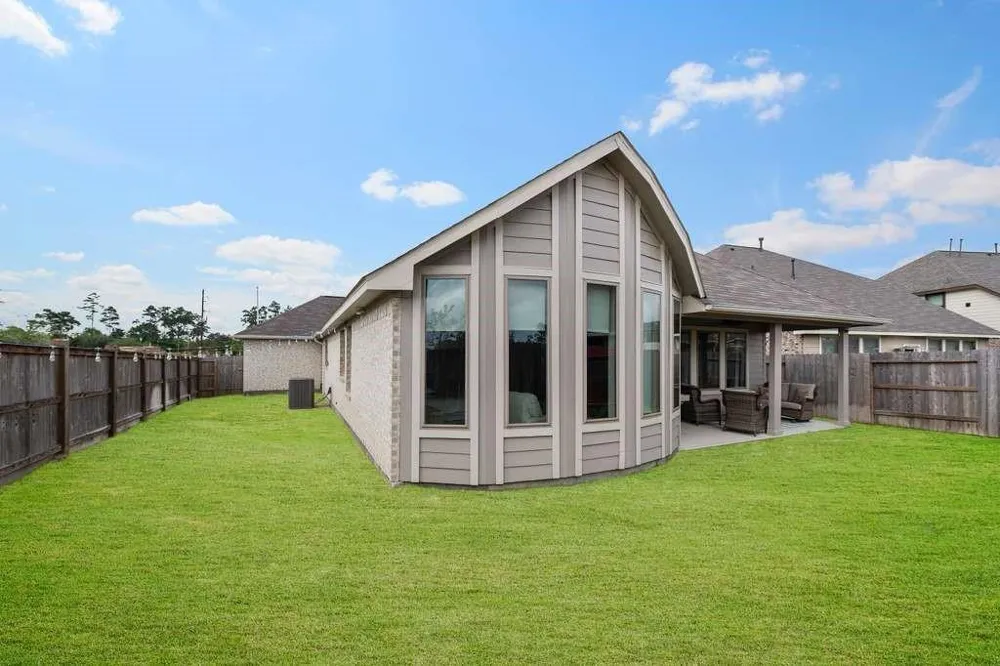 3306 Old Ironwood Spring, TX 77386