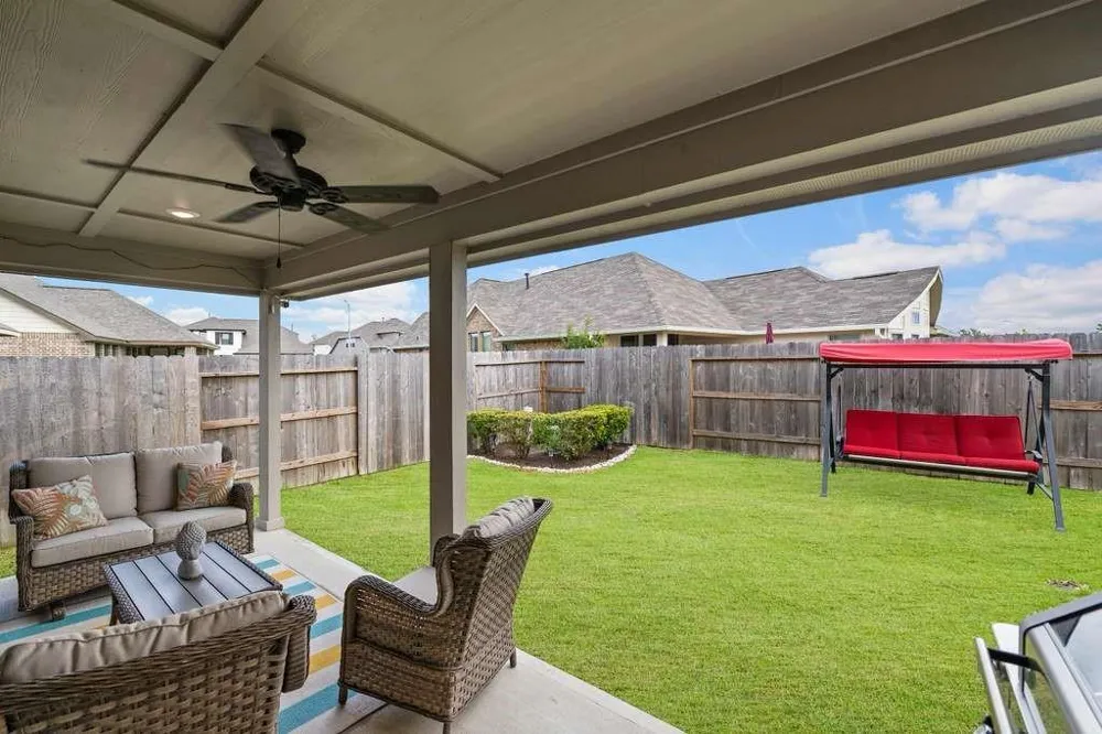 3306 Old Ironwood Spring, TX 77386