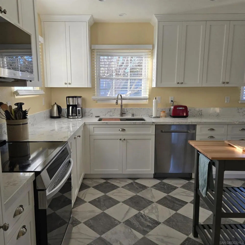 901 A Ave Coronado, CA 92118