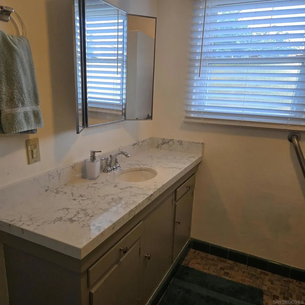 901 A Ave Coronado, CA 92118