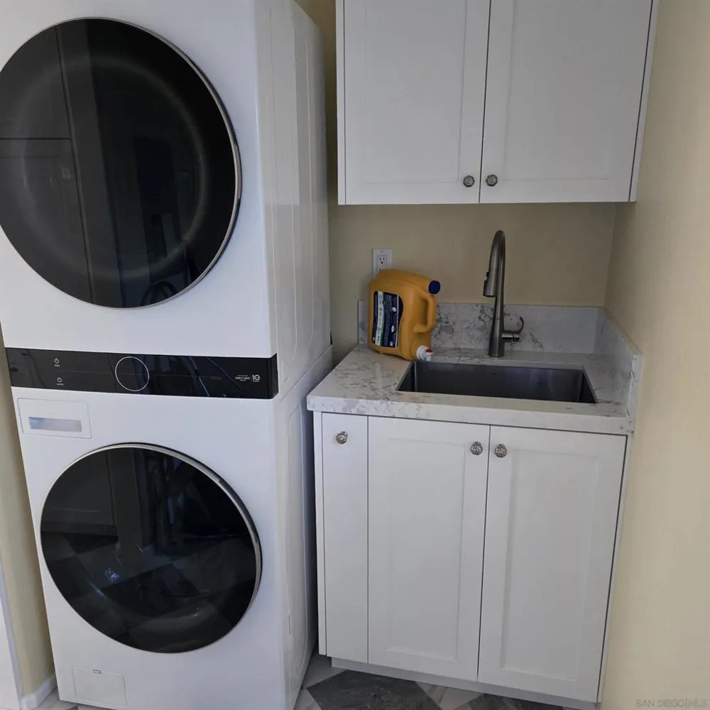 901 A Ave Coronado, CA 92118