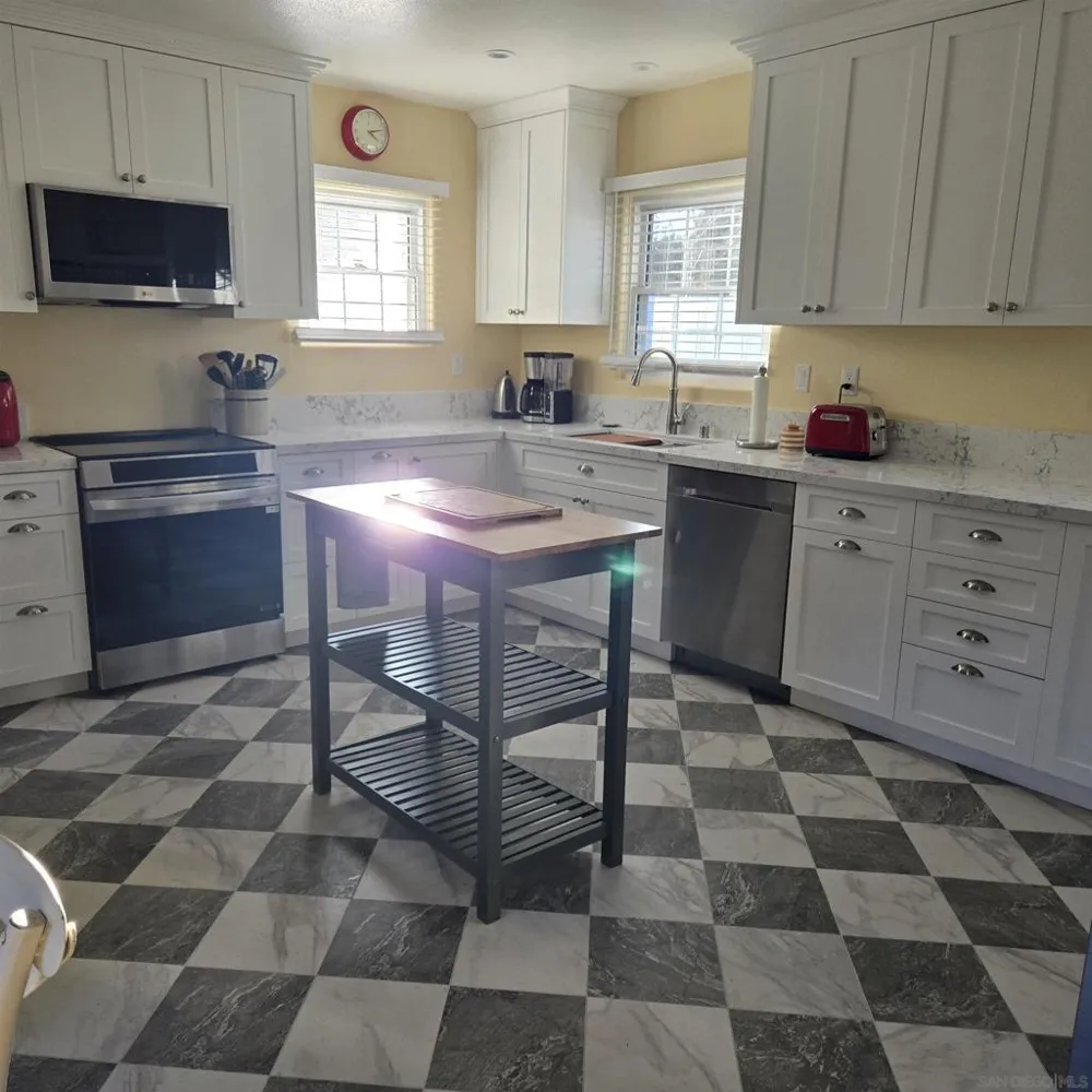 901 A Ave Coronado, CA 92118