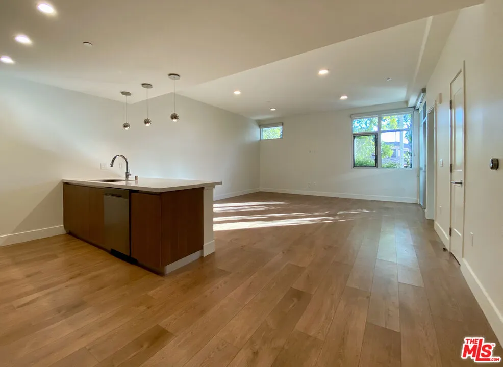 8017 W NORTON AVENUE #104 West Hollywood, CA 90046