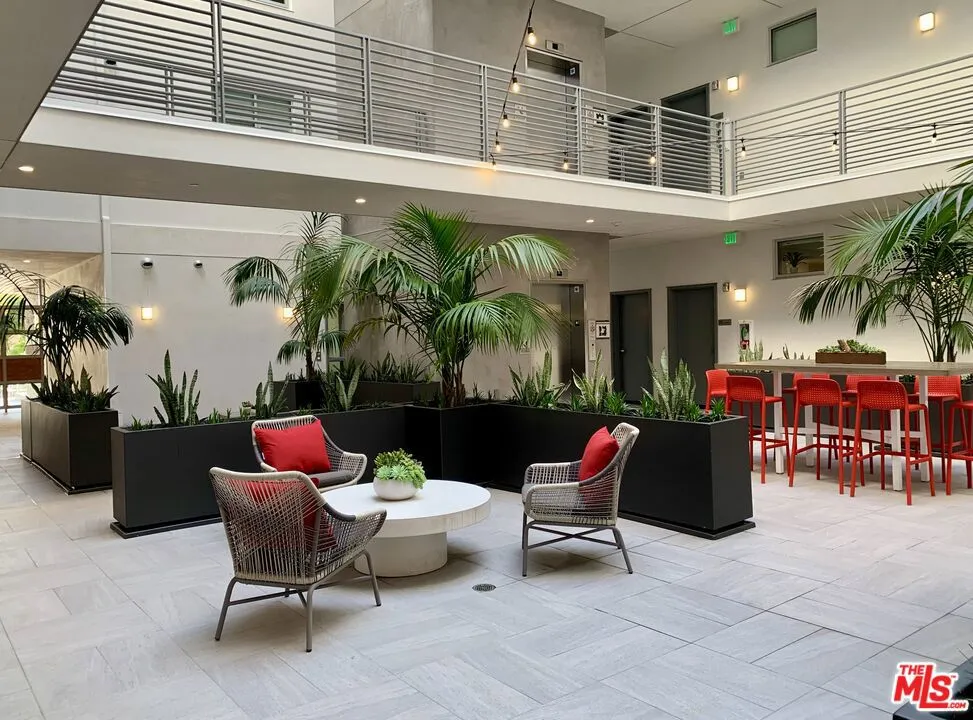 8017 W NORTON AVENUE #104 West Hollywood, CA 90046