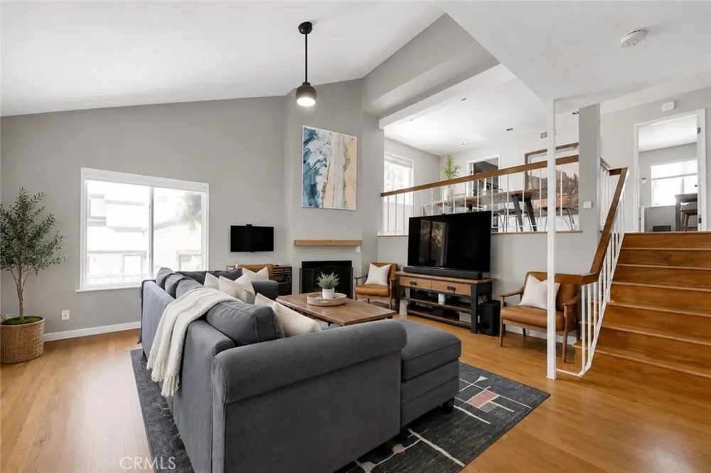 1484 Corson Street #5 Pasadena, CA 91106