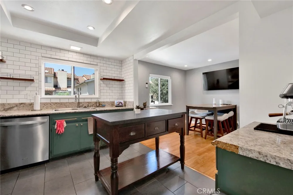 1484 Corson Street #5 Pasadena, CA 91106