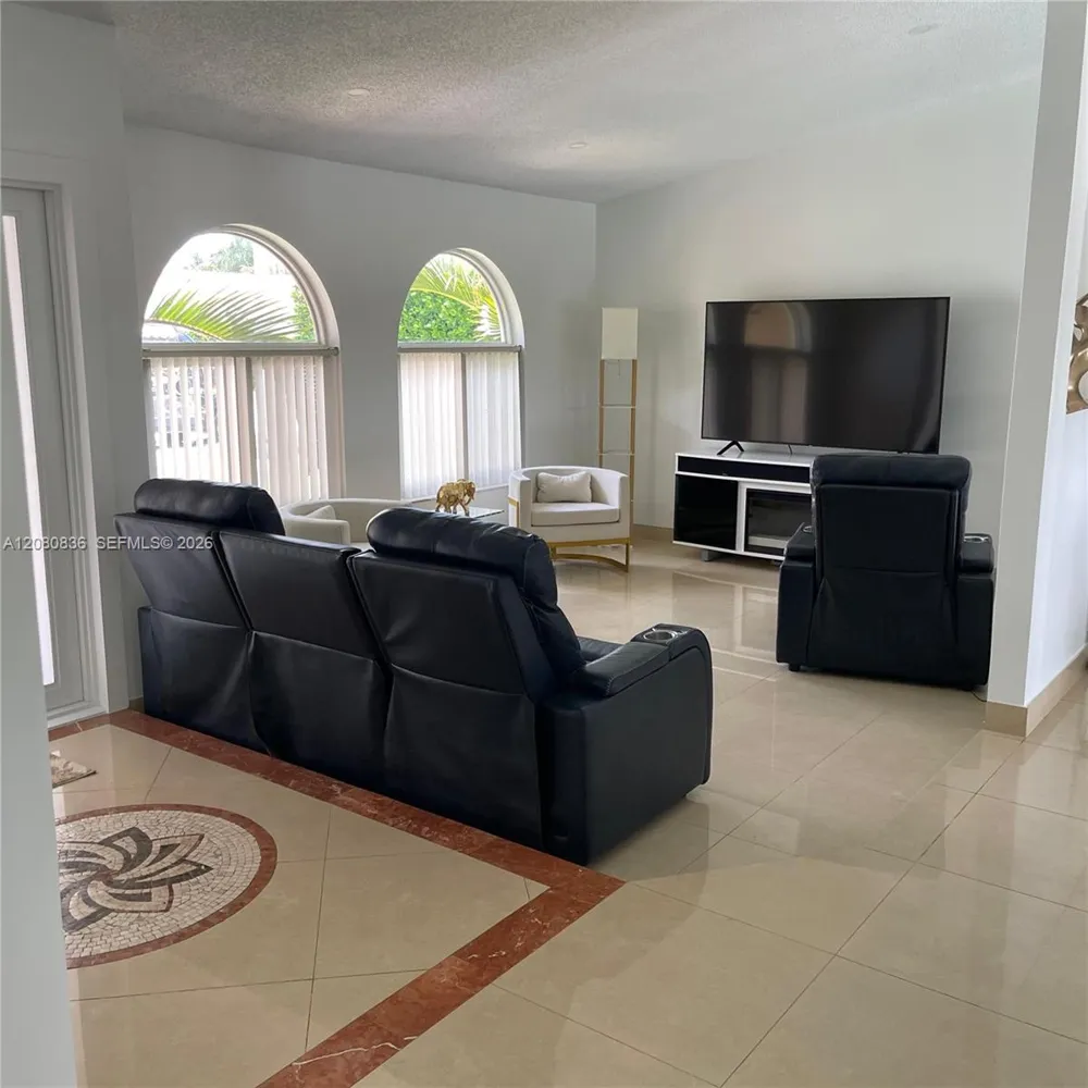 14700 SW 151st Ter Miami, FL 33196
