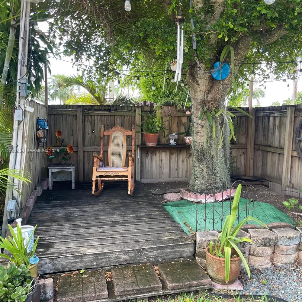 14700 SW 151st Ter Miami, FL 33196