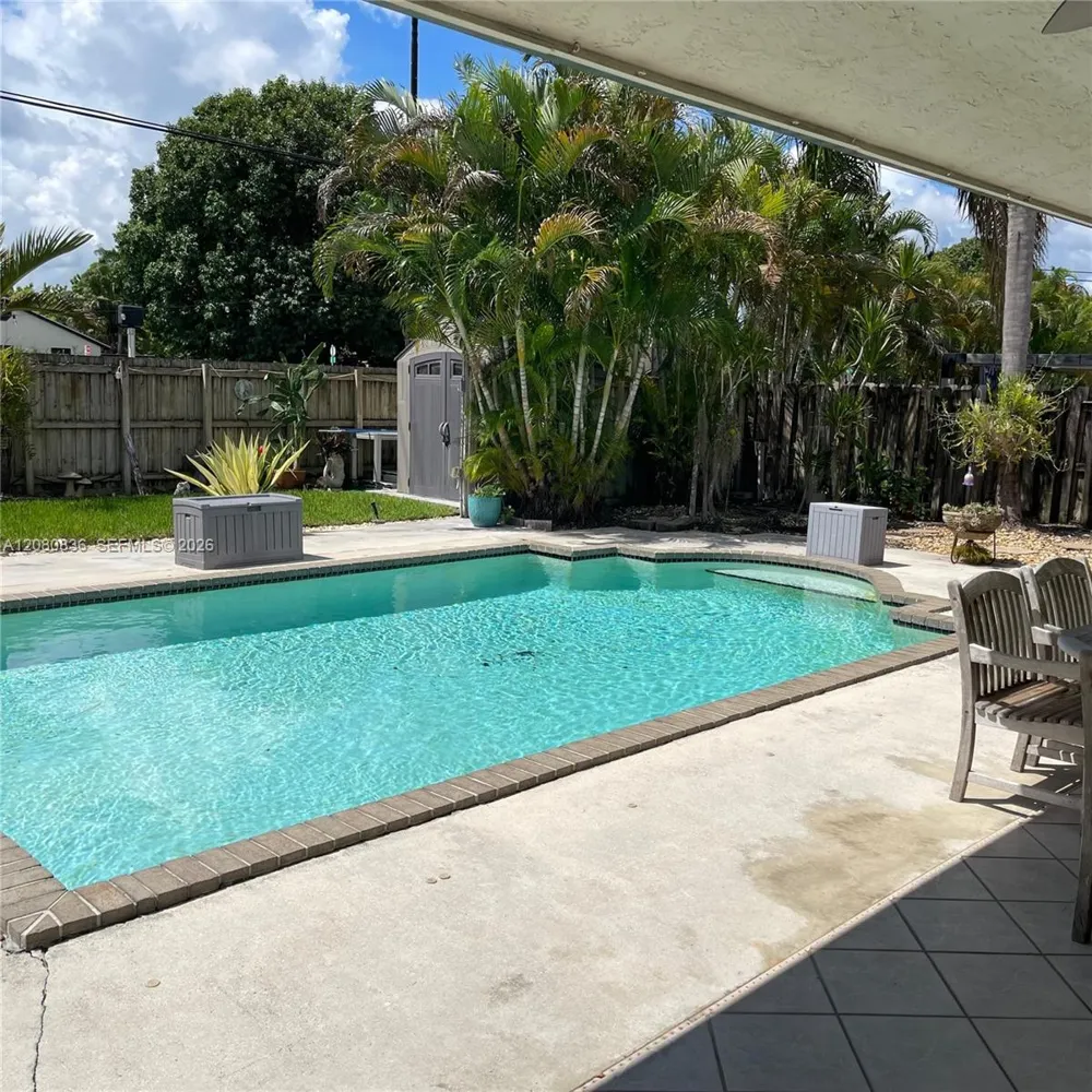 14700 SW 151st Ter Miami, FL 33196