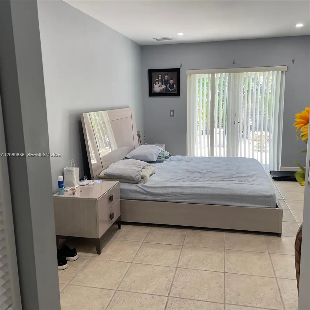 14700 SW 151st Ter Miami, FL 33196